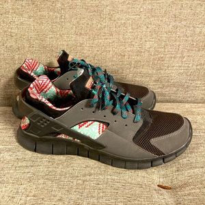 Nike Huarache Free ‘Black History Month’